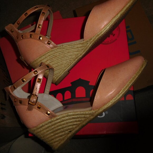 NEW 9.5M RIALTO CAMPARI DUSTY ROSE METALLIC WEDGE CLOSED TOE SHOES - Picture 8 of 10